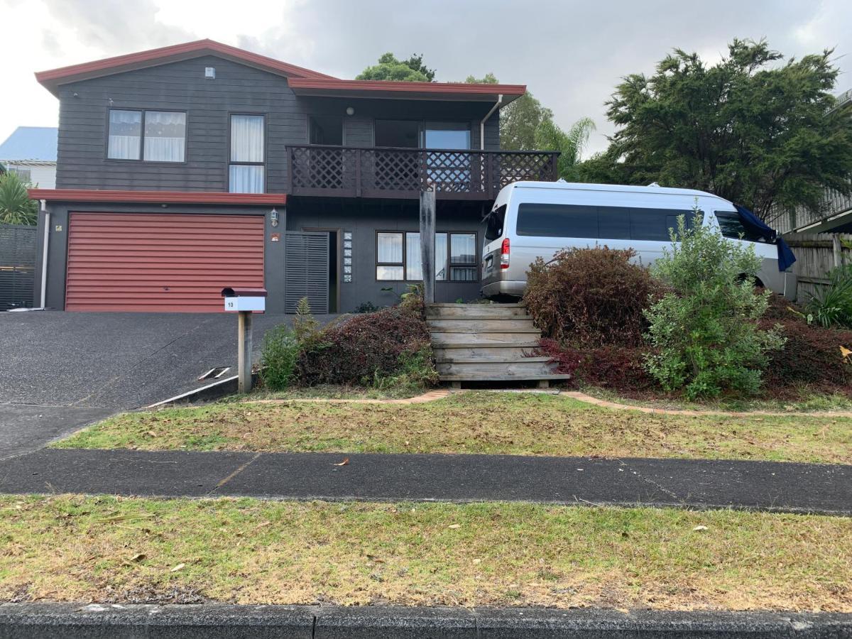 Opanuku Out West Hotel Auckland Bagian luar foto