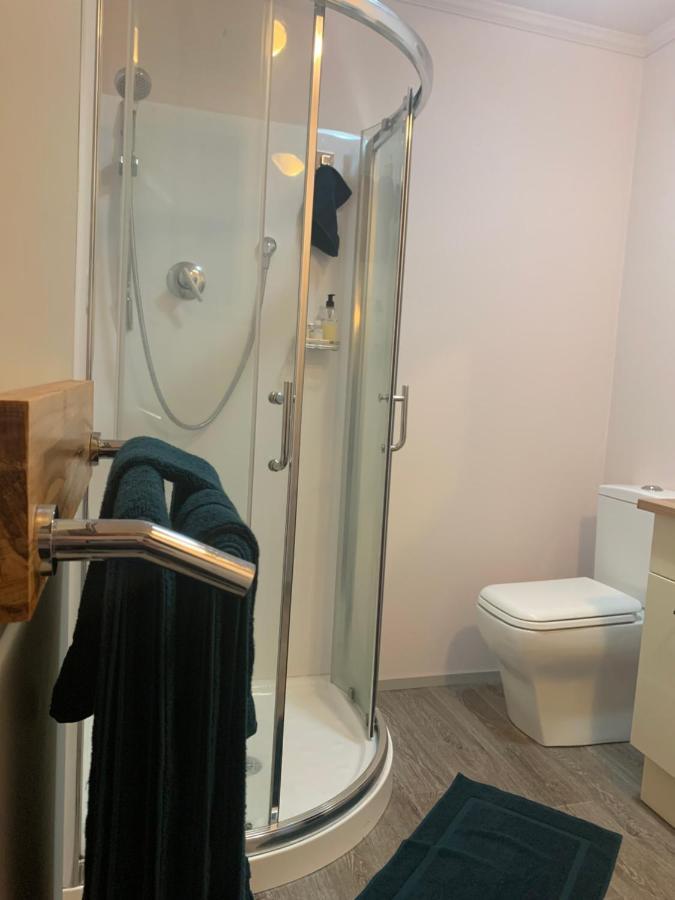 Opanuku Out West Hotel Auckland Bagian luar foto